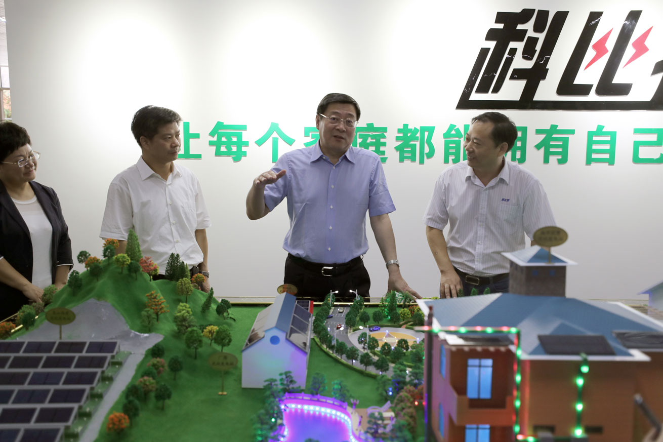 杜书记调研LD平台.jpg