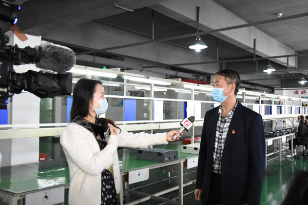 抗疫情 保生产 长沙广播电视台到江南官方注册采访