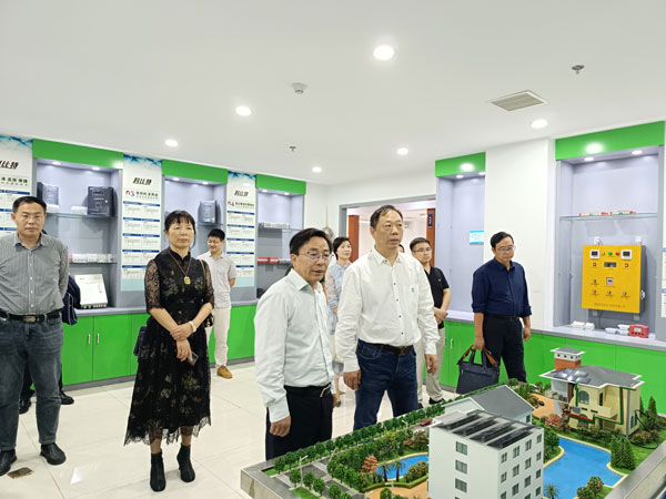 湖南省政协副主席、民建湖南省委会主委赖明勇莅临江南官方注册走访调研